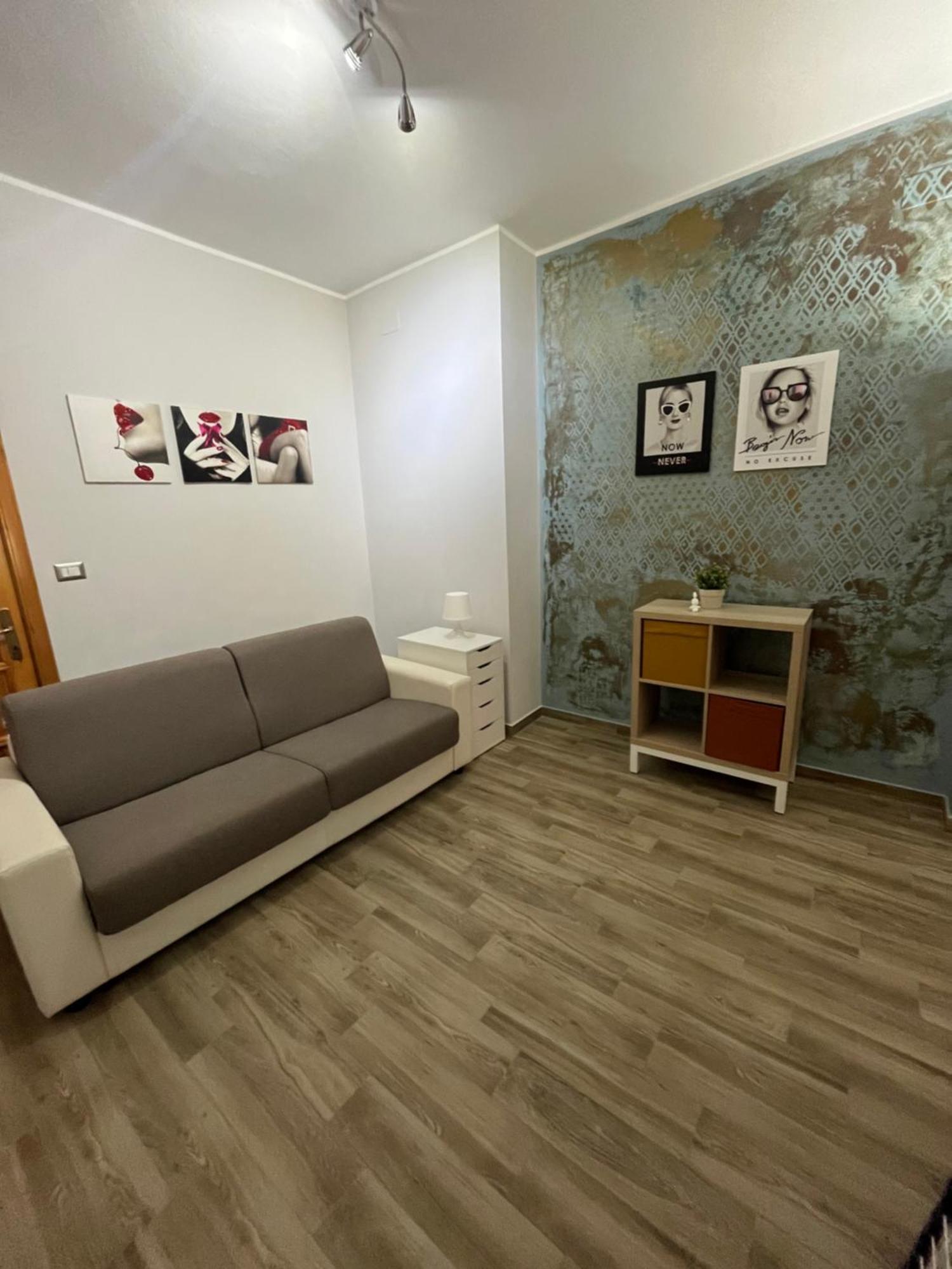 Bouganville Casa Vacanza Ambiente Climatizzato Con Wi Fi Pineto Eksteriør billede