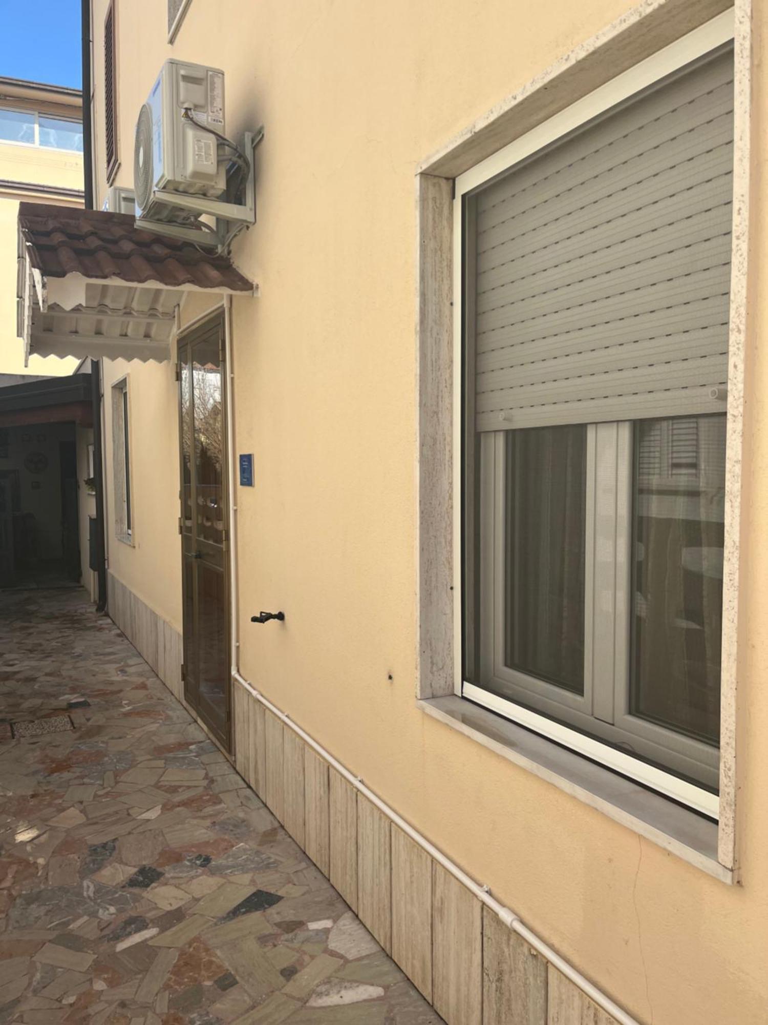 Bouganville Casa Vacanza Ambiente Climatizzato Con Wi Fi Pineto Eksteriør billede