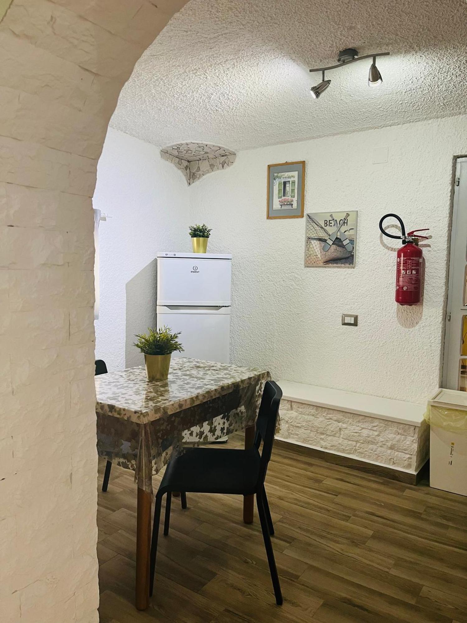 Bouganville Casa Vacanza Ambiente Climatizzato Con Wi Fi Pineto Eksteriør billede