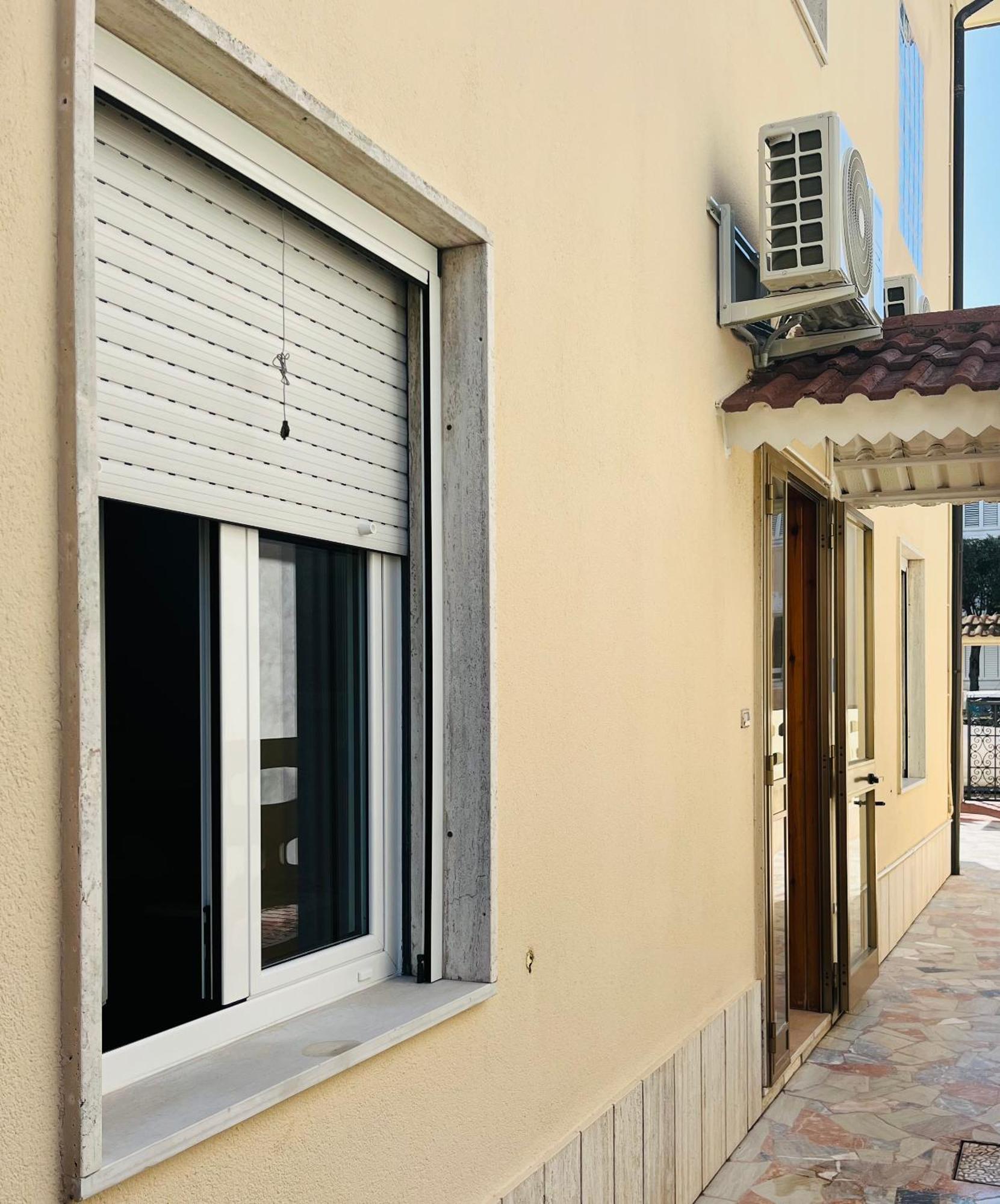 Bouganville Casa Vacanza Ambiente Climatizzato Con Wi Fi Pineto Eksteriør billede