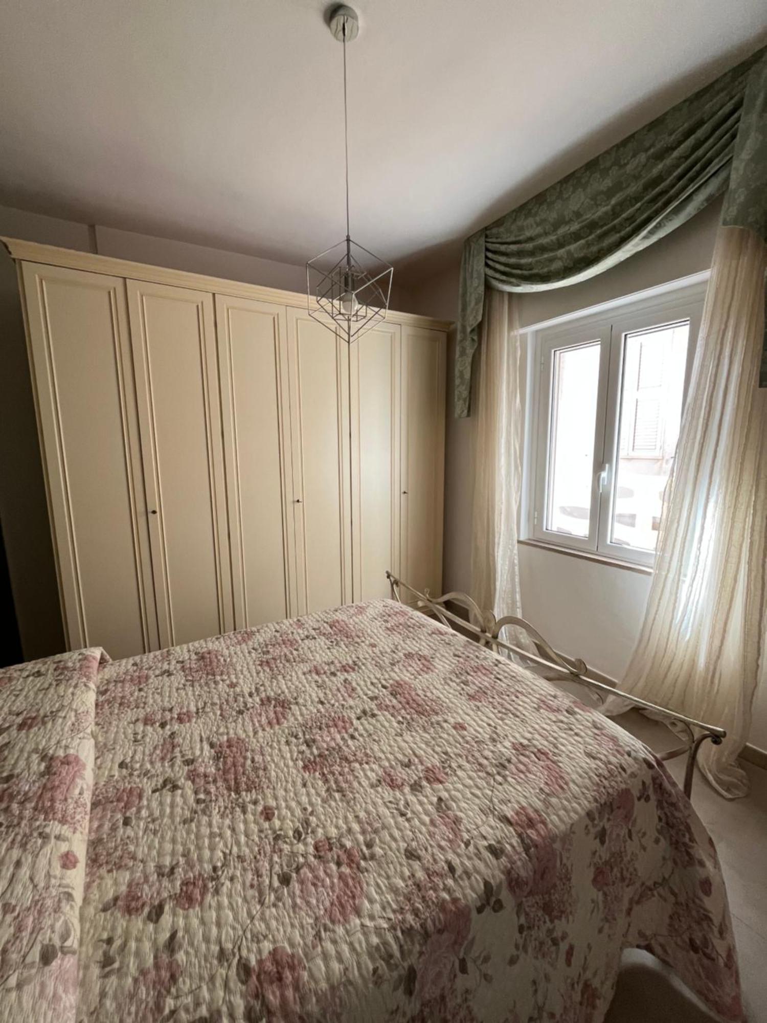 Bouganville Casa Vacanza Ambiente Climatizzato Con Wi Fi Pineto Eksteriør billede
