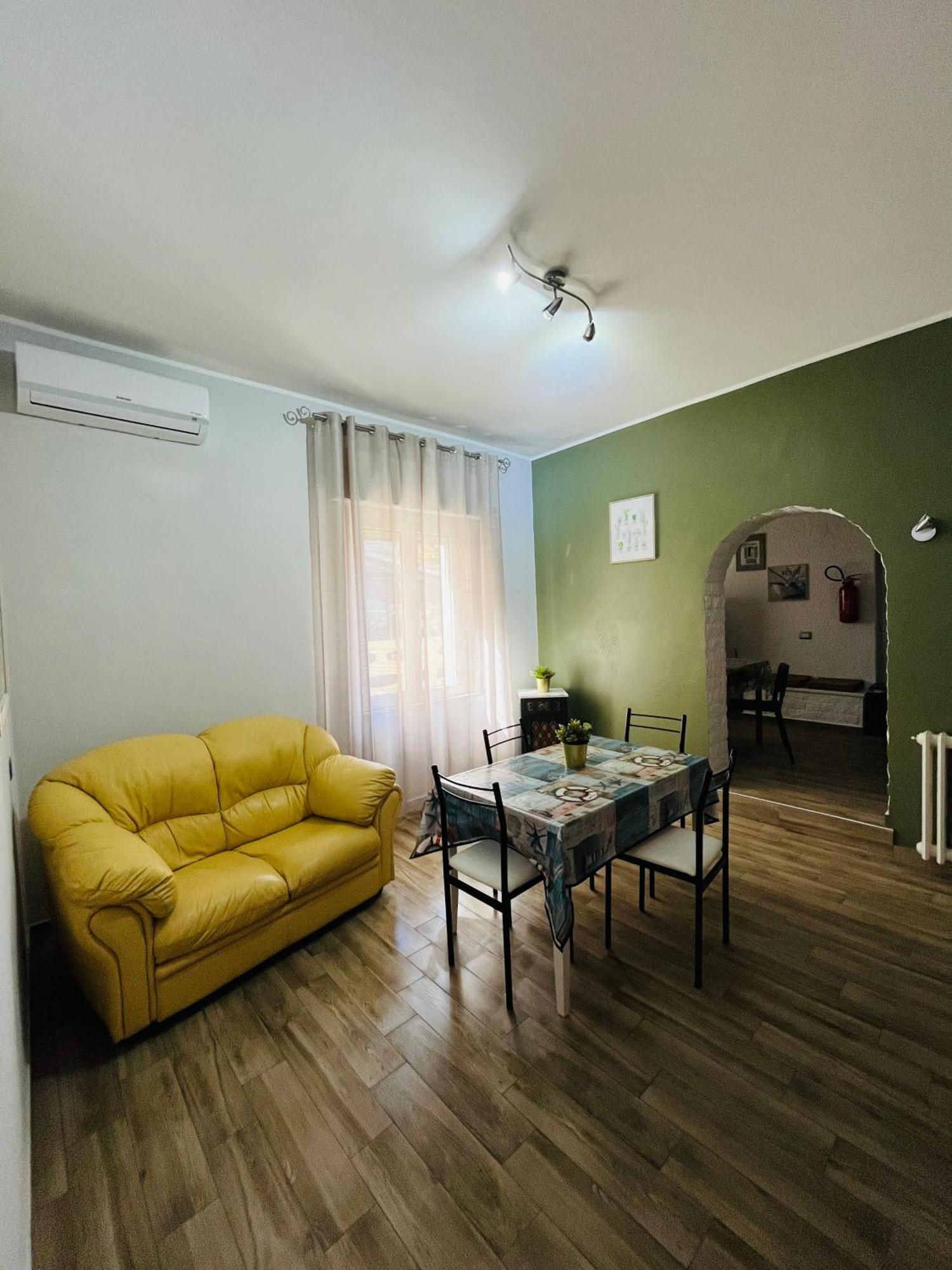 Bouganville Casa Vacanza Ambiente Climatizzato Con Wi Fi Pineto Eksteriør billede