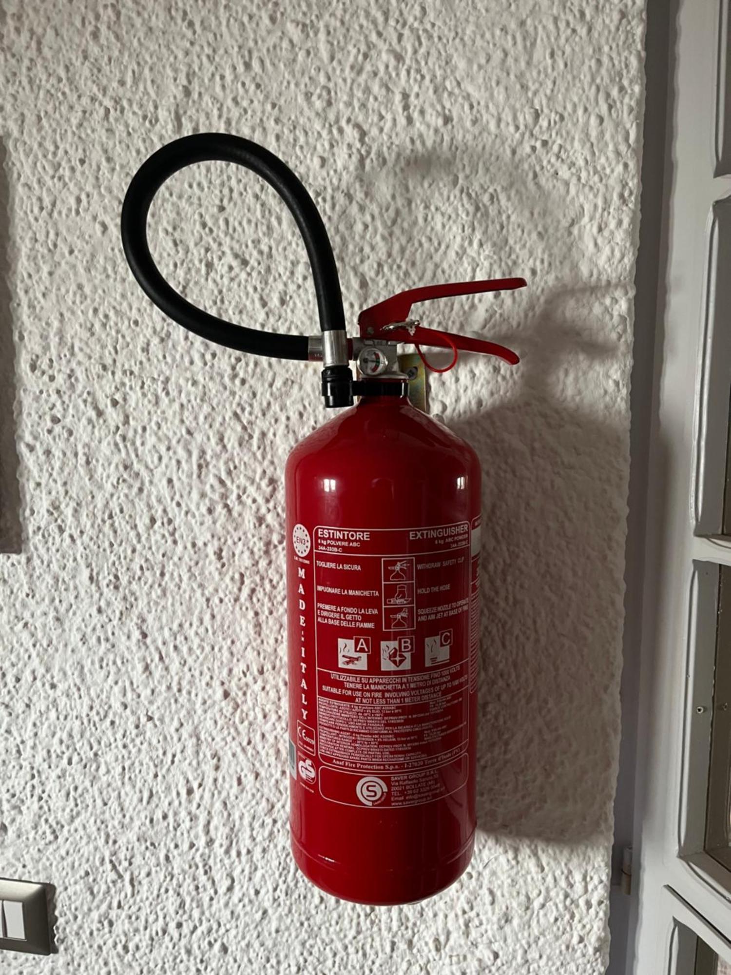 Bouganville Casa Vacanza Ambiente Climatizzato Con Wi Fi Pineto Eksteriør billede